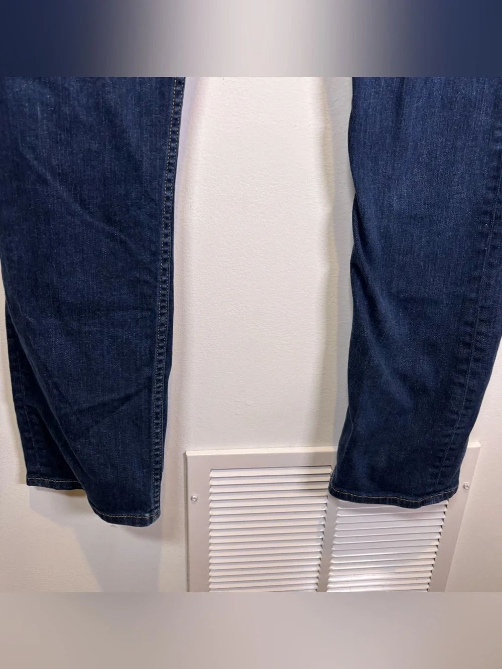 Levi’s 513 Slim Straight Jeans